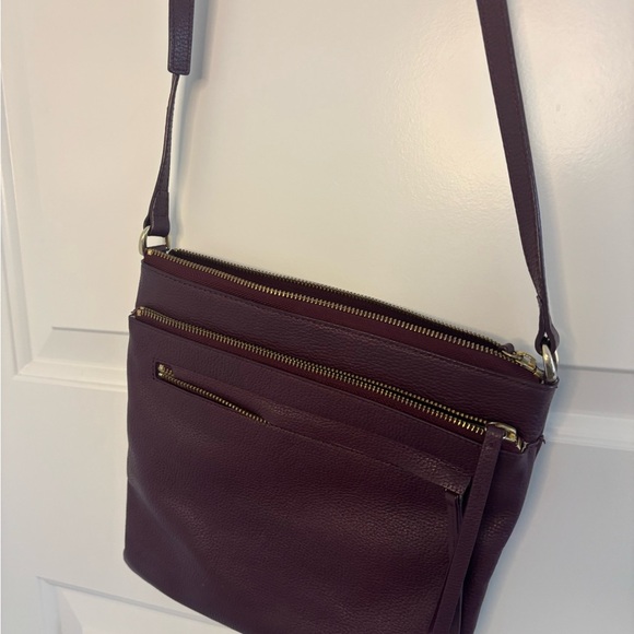 Nordstrom Elegant Burgundy Crossbody Bag - Picture 2 of 9
